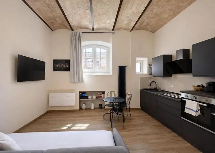 Apartment Heart Of Iconic Trastevere For 4 Guests