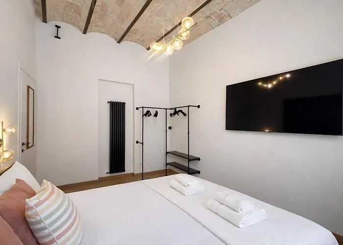 Heart Of Iconic Trastevere For 4 Guests *