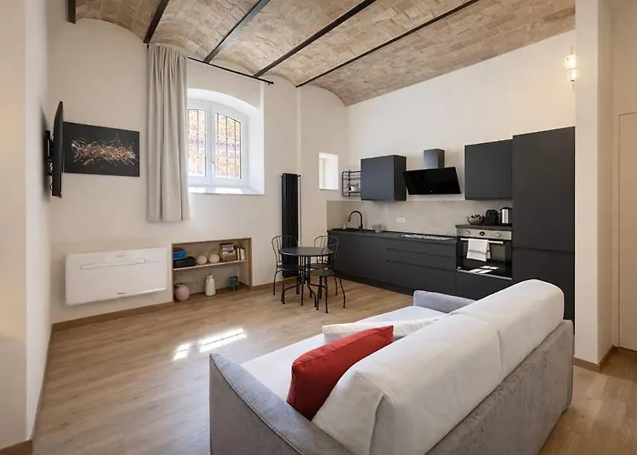 Heart Of Iconic Trastevere For 4 Guests Rome