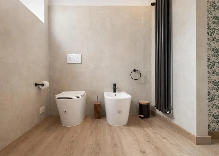 Heart Of Iconic Trastevere For 4 Guests