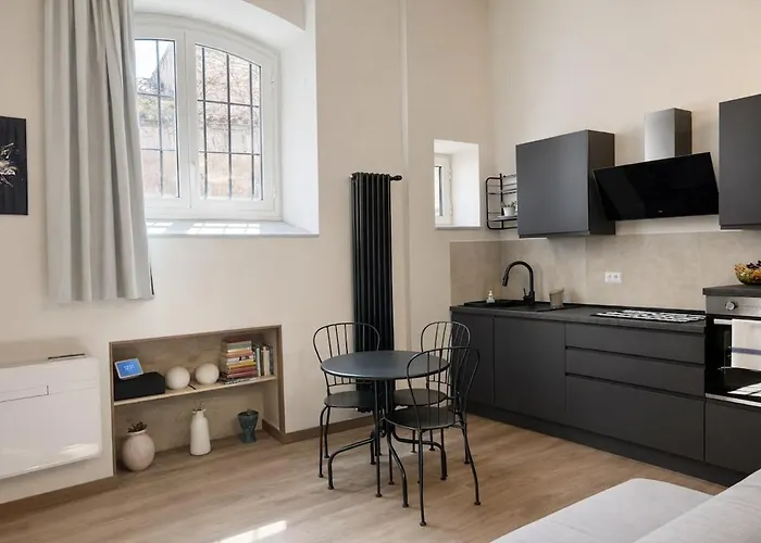 Heart Of Iconic Trastevere For 4 Guests Apartment *